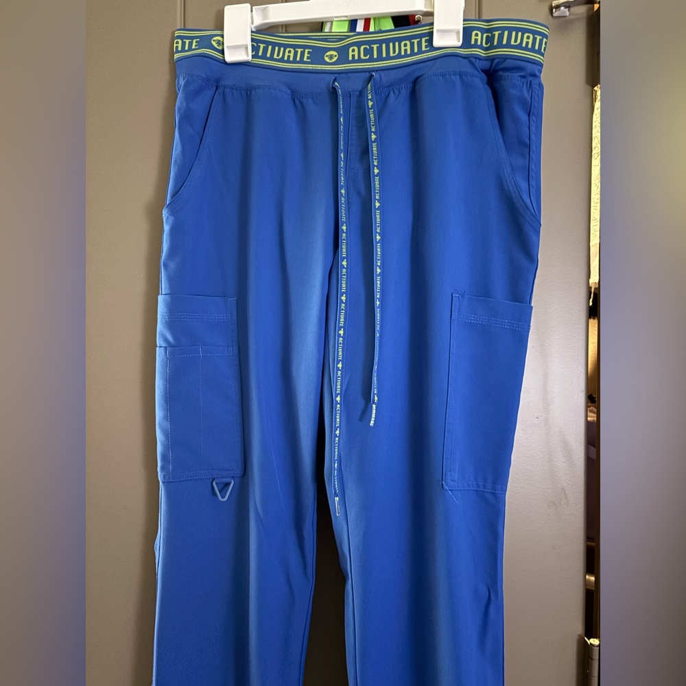 MedCouture Activate Scrub Pant in Royal Blue